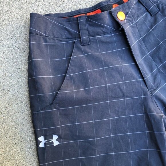 UNDER ARMOUR Moisture Wicking Golfing Shorts Men's Plaid Lightweight Grey​​​​​​​ - Picture 6 of 6